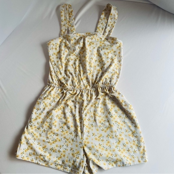 Sunset Sky Girls Romper Spring Flower Graphic Girls Excellent Condition Size 7-8 - Picture 3 of 9
